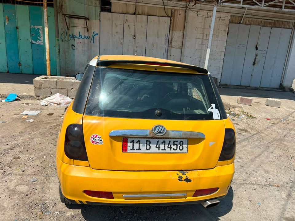السلام عليكم ليڤان 320رقم بغداد مسطره انكليزي مكينه شرط  كير الثاني بيه صوت فقط دوشمه جديده تايرات نضاف شرط فقط تحويل كوبون بانزين بيها السياره صاحبها الشرعي بل موصل تاخذها مباشرتاً يحولك بل موصل السعر 28$*********** واتس موجود بيه
