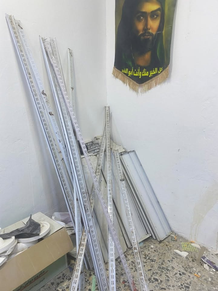 ٤٠ رف للبيع
السعر 80 الف / النجف الاشرف شارع جامعة الكفيل 
***********
