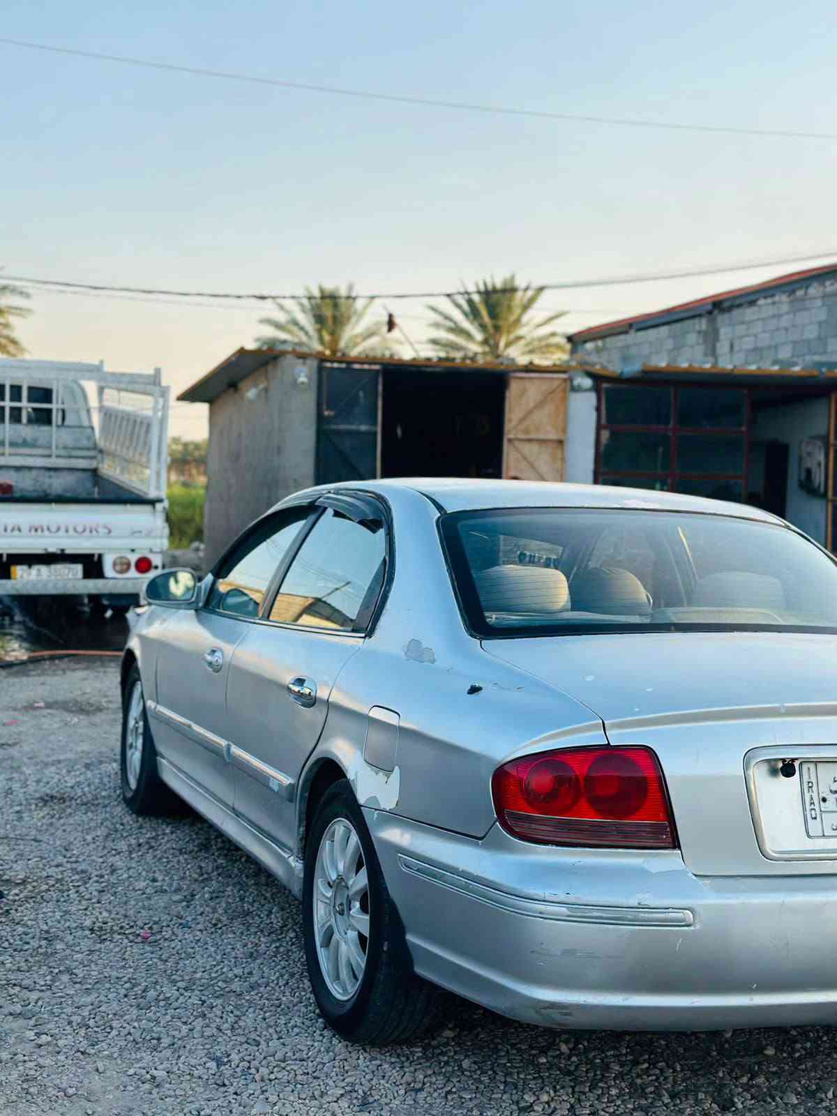 السلام عليكم
سوناتا وفود 2003وارد امريكي مكينه 2700مكينه وكير مكفولات تبريد ثلج 🥶  سياره فتحت سقف تكم مري حداديه امامي خلفي جديد تخم تاير السياره جاهزه ع الاخير ضرر جاملغ خلفي وسياره عوزها صبغه السعر 47وبيها مجال 
عنواني بابل النيل شراي انتصل وبخدمتك 
***********
