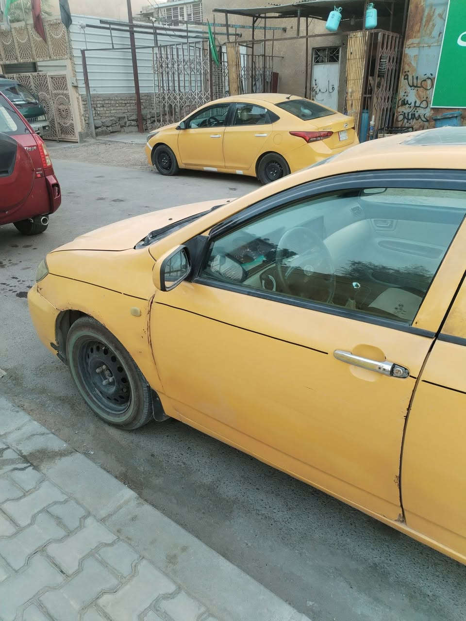 بي وايدي f3 موديل ١١ تحكم مري فتحه بانوراما كير ومكينه مسيبوشي ياباني تخم تاير جديد راديتر باتري شاشه كله جديد تبريد شغال عوزه غاز  باسمي رقم انكليزي تحويل مباشر سياره  يرادلهه ترتيب هاملهه سعرهه ٣٧ وبيهه مجال مكاني زعفرانيه ***********
