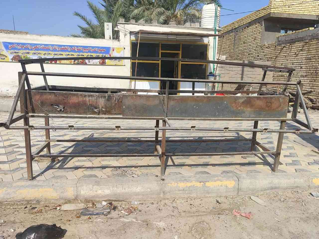 السلام عليكم
محل سمك ودجاج الغراض ڱڵـه  للبيع

1_شوايه سمك

2_شوايات سمك عدد15

3_ميوزه عدد 2كبار

4_حوض سمك يشيل 80كيلو

5_سنك

6_هلاسه مال دجاج جديده

7_مذبح تفصال حديد

8_قفص دجاج طول 3متر وعرضه متر

9_گيزر 120لتر مع تانكي ماء 500لترمع ماطور

10_مبردات جديده صار شهر مشتريه

11_ميزان الكتروني جديد

الغراض ڱڵـه  جديده وتفصال تريد تاخذ شلع اتساهلك بالسعر تريد مفرد عادي عنواني ناصريه مركز الخاص مفتوح او اتصال ***********
