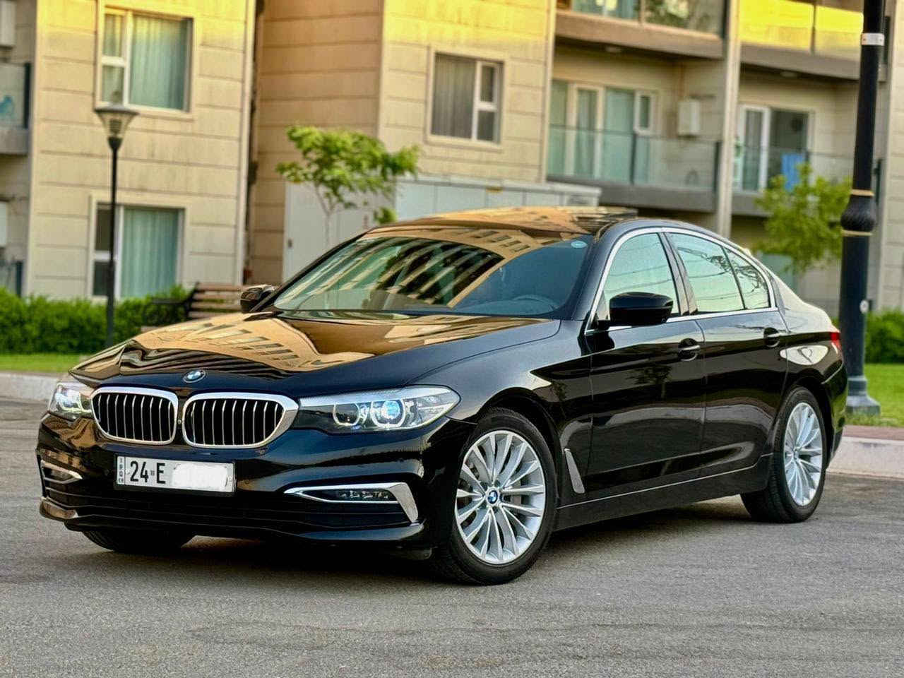 بۆفرۆشتن. ⚫️🎖️🇩🇪 للبیع

 بئیم موديل 2019 شه ريكه العروش 
3 سويچ له گه له سويچ گه وره ي هه يه 

مواصه فات فول ده رگا صه حب 5 كاميره 360 كامل 
په رده سه ياره كه هيجي پيوه نيه بوياخ ته عديل هيچي نيه 

ده عامي بوياخي نيه كراوه ي نيه يه ك ده ست 
هه موو شتيكي به شه رت سيرفزي شه ريكه كراوه 
سعر /في التعليق يتم الرد فورا على المسنجر ✍🏻

نرخ/ لە کۆمێنت بنوسە یەکسەر وەڵام دەدەیتەوە 📮

ژمارەی خاوەن سەیارە : ***********0☎️
