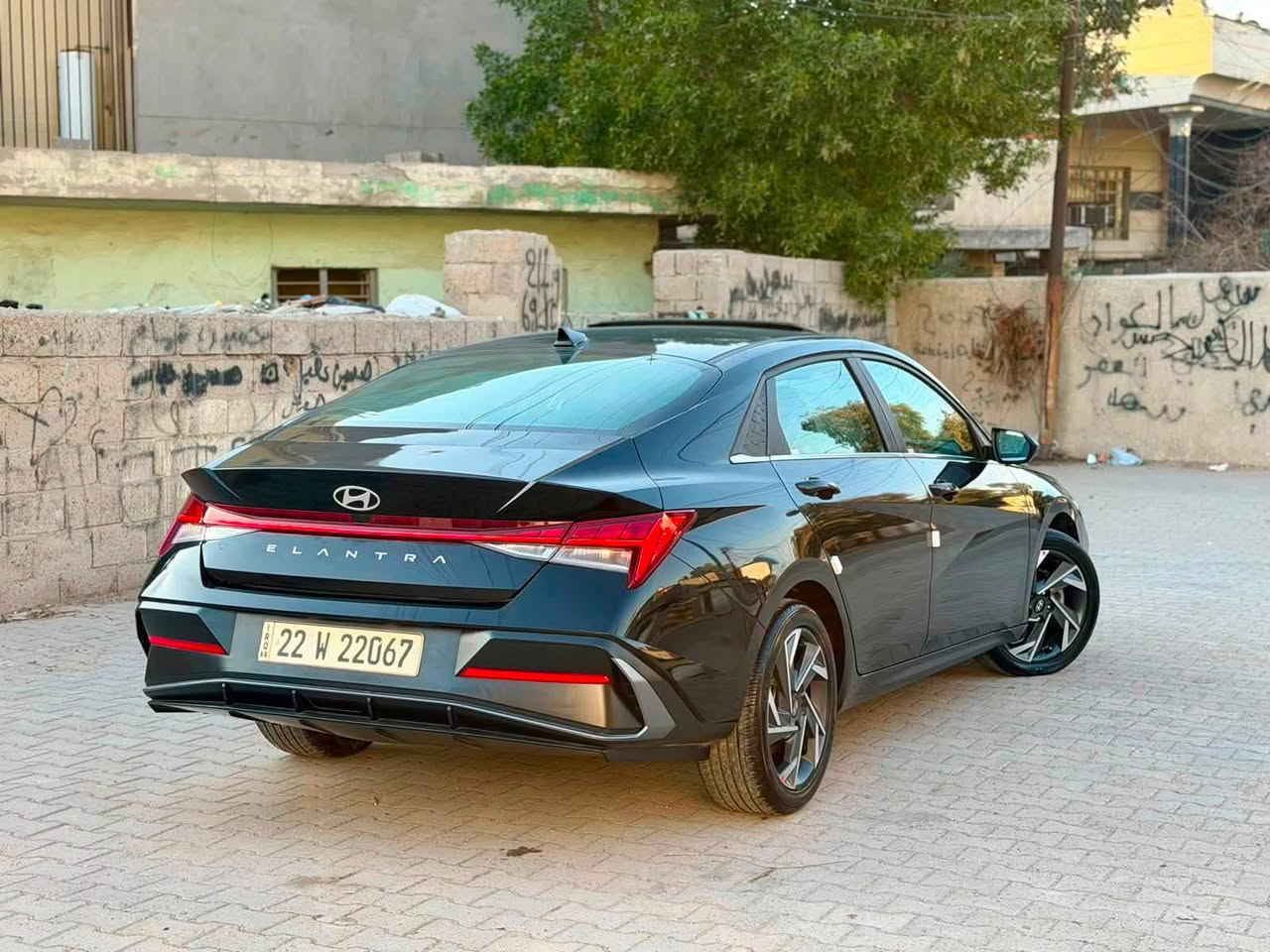 السلام عليكم ‭***********‬
هونداي النترا فول  2024 الشكل الجديد وارد امريكي ضرر بسيط واضح بل منشور  جاملغ وباب نصبغ على كد الضرر فقط هذا 
( ابيع على الفحص وين يعجبك افحص ) 
 ليبل واحد 👆كل السياره ممبدل اي قطعه بيها
بدووون ايرباك جميع الايرباكات سليمه
بدووون دواخل لغد شاصي بدنه برايكت راديترات تبريد كله بلادي 🤗
السياره مرقمه على ايدي رقم اربيل الجديد هزه فحص سنويه لحد 2030 تريد وكاله او تحويل موجود .. مواصفات السياره حلوه 👇
🛑محرك 2000 Doch دوش
🛑 فتحة سقف ( سلايت)
🛑 بصمه تشغيل وابواب وجنطه
🛑تشغيل عن بعد ⚡️
🛑صندوق ذكي يفتح عند الاقتراب 🚶🏻‍♂️
🛑 لايت زينون عدسات بلادي + Led 
🛑 بك لايت LED متصل
🛑كامره دوراه 
🛑شاشة لمس متصله مع عداد دجتال 
تدعم نظام Android Auto +Car play 
🛑اناره داخليه محيطيه متعددة الالوان🌈
🛑رادارات 360 درجه
 🛑رادار جانبي النقطه العمياء ⚠️
🛑رادار خلفي ‼️
🛑رادار امامي ❗️
🛑تحديد مسار+ سياقة آليه
🛑توقف ذاتي 🚳 عند الاقتراب من سياره 
‏🛑‎فول تحكم ستيرن
🛑 هاند بريك كهربائي ⚡️ 
🛑كشنات تدفئه ♨️
🛑كروز مثبت سرعه 
🛑‏ تبريد شاشه بيانو منفصل 
🛑ثلاث وضعيات قيادة 
🛑‏Smart‏-Sport-Normal
🛑اوتو هولد @/اطفاء المحرك الذاتي
🛑منافذ Usp /Aux /12v
‏‎🛑نظام ABS/مانع انزلاق
🛑شاشه ظبط بل دشبول
‏‎🛑 حساس اطارات
‏🛑‎ویل کب كروم 17 
السياره جاهزه مابيه اي نقص وجديده جداً احله من الصور اي نقص مابيها للبيع رايدها157 بيه مجال وشكرا
رقمي ‭***********
