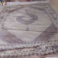 زوالي ٣×٤ • حمره بيها شق • يحتاج غسل