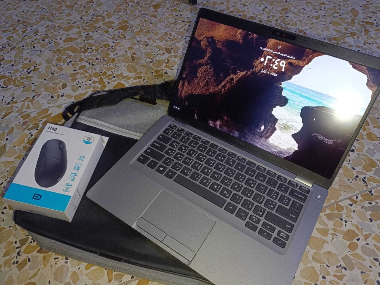 لابتوب Dell Latitude 5410 نظيف وبحالة ممتازة
السعر: 350,000 دينار وبي مجال للطيبين
​جهاز ديل غني عن التعريف، كلش عملي ونظيف مثل ما تشوفون بالصور، شغله سريع ومناسب للدوام، الدراسة، والشغل اليومي.
​المواصفات:
​المعالج: Core i7 جيل عاشر (i7-10610U) 🔥
​الرام: 8 جيجا (8GB) 🚀
​التخزين: 256 جيجا SSD (سريع جداً) 💾
​كرت الشاشة: Intel UHD (مساحة الكرت الإجمالية 4 جيجا) 🎮
​الشاشة: 14 بوصة صافية وحلوة 💻
​الاتصال والمنافذ: بي منفذ تايب سي (Type-C) سريع، واي فاي داخلي، وبلوتوث 🛜🔌
​الملحقات: ويا الشاحنة الأصلية مالته 🔌
​الهدايا: ويا الجهاز ماوس وايرليس وجنطة خاصة باللابتوب هدية 🎁👜
​النظام: Windows 11
​📍 مكان التواجد: بغداد
📞 للتواصل: راسلني خاص أو اتصل على الرقم: ***********
