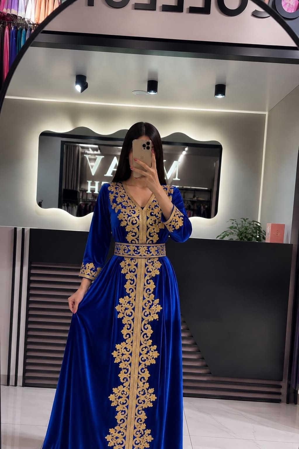 ✨ أهلاً بكِ في عآلم آلرقي وآلآنآقهہ  تسوّقي بكل ثقة” ✨

👗 القياسات:
من وزن 45 إلى 110 كيلو
L — XL — XXL
💎 نوع القماش:
قديفة مخمل الماس الأصلي ✨
خامة فخمة وناعمة ومناسبة للشتاء 

                                              لتفاصيل والطلب: دايركت 🛍️ ***********

 #اكسبلورر #ملابس_نسائية #دشاديش_عراقية #العراق🇮🇶 #م
