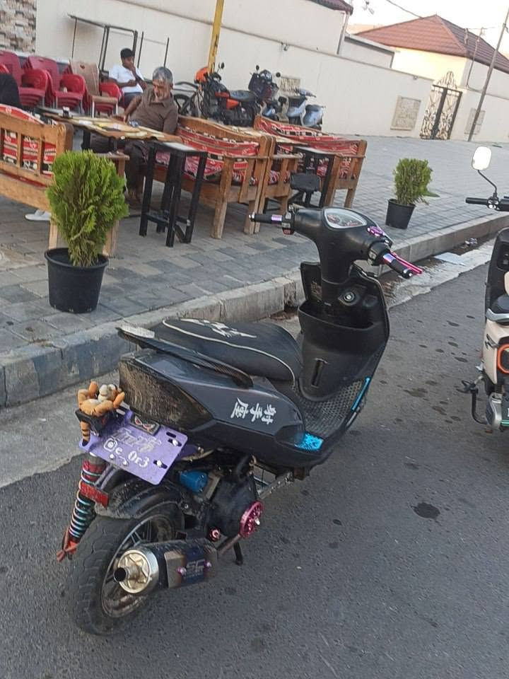 السلام عليكم
ماطور ماكس عدله للبيع 

تزود خارج وداخل 

بوشه 55 كلجات رياضي شلعه ومعدل رقم شاصي موجود كفرات أصلي سلف 55 السعر 980 العنوان موصل جانب الأيمن رقم موبايل *********** بي واتساب شراب تعال خاص او واتساب مو شراي لا تجي

