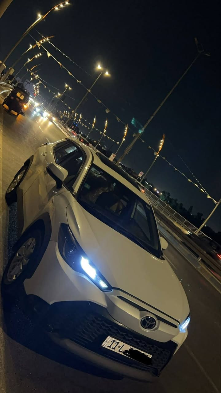 فرونت لاندر للبيع موديل 24 مواصفات عاديه 
ماشيه 46 هزه جديده رقم انكليزي سياره تخبل جديده بعدها 
السياره اب اسمي تحويل ثاني يوم 
شخوط بل دعاميه ومكحله وكامله 
وبيها bdr على كد شبر 
السعر 26 و200 وبيها مجال 
مكاني الدوره الميكانيك 
رقم ***********
***********
