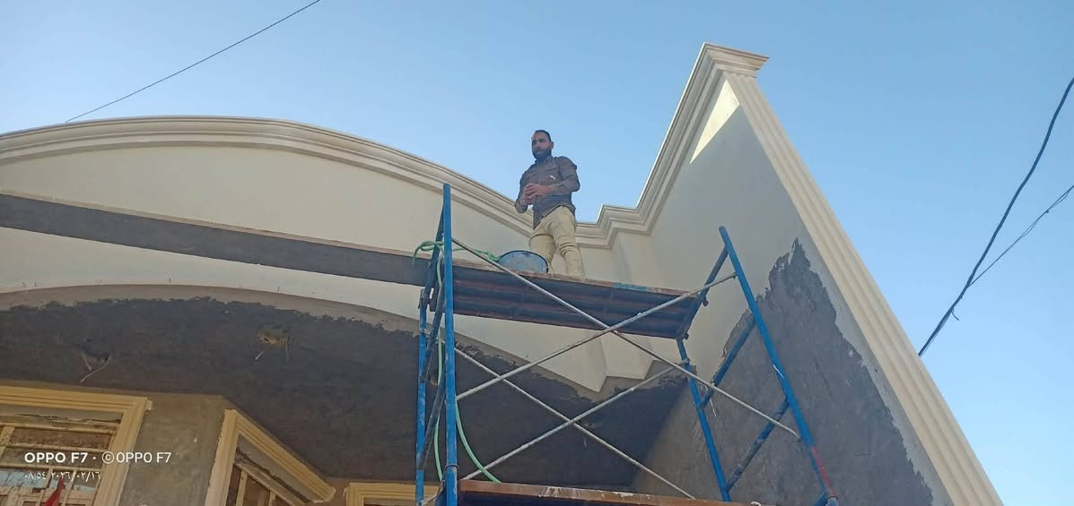 لباخ متفرغ درجه اولي جميع انواع اللبخ الاسمنتي خشن ناعم تشميع طلس فوم جيس وبورق وجهات وجيبسون بورد تليفون *********** بيه واتساب مساطر تصفير مطابخ حمامات و@
