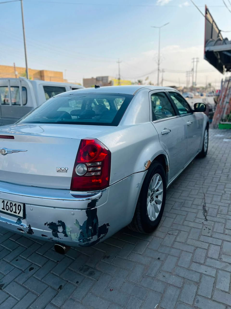 السلام عليكم اوباما 2008اصل للبيع مكينه 3500 اصل السياره فول مواصفات رقم انكليزي بأسمي سنويه لل27 السعره 95 ***********
