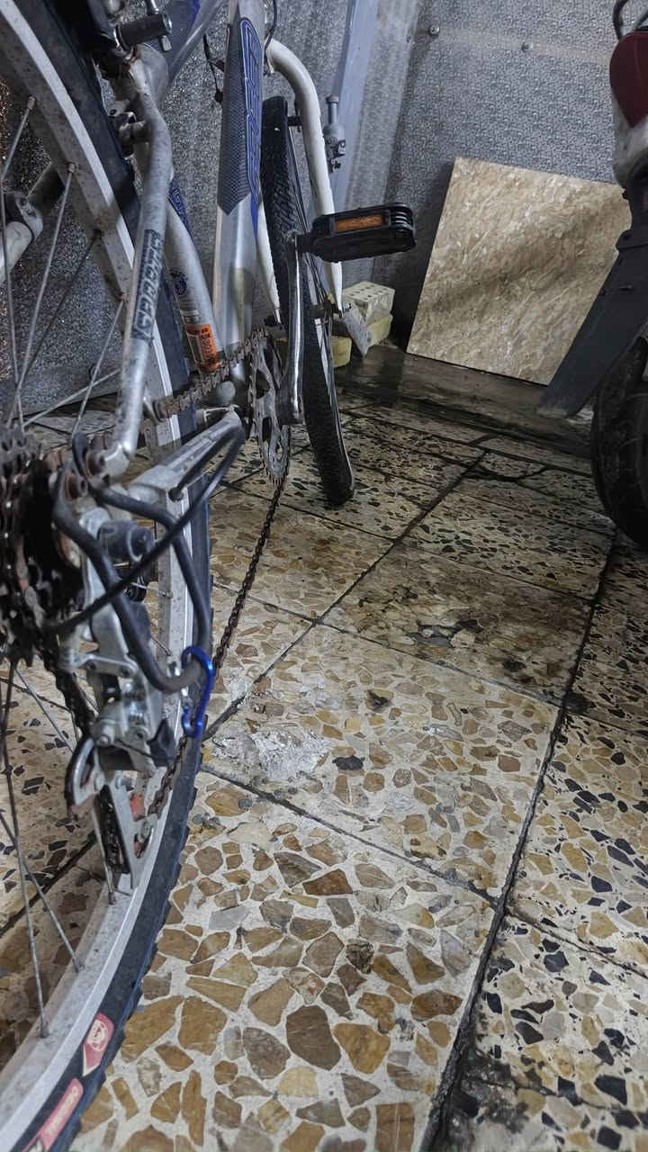 سلام عليكوم حبايب باسكل لبيع ياباني الباسكل كلشي مابي ناقصه بس جوب امامي وبرك وره فقد بي بريك امامي و الباسكل ياباني الله شاهد  ماخذه 75 ما صارله 3 اشهر السعر. 50 و استفسار  ***********
العنوان بغداد شارع فلسطين
