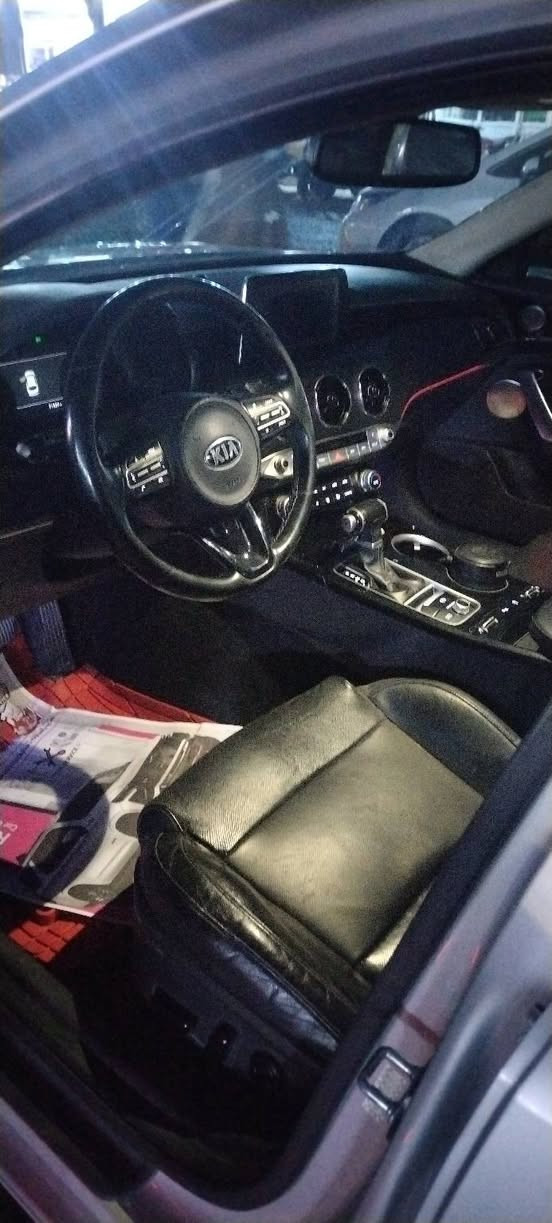 كيا ستنكر ٢٠١٨
السياره جديده ومل جناي
اضرار خشم البنيد والجملغ بدون دواخل سعره 140 الاستفسار عن هذا الرقم ***********
