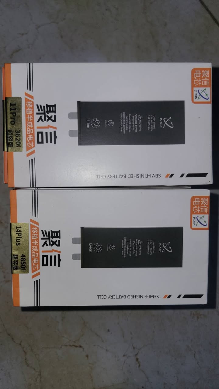بطاريات ايفون جديدات لك العدد ٢١ قطعة 14 plus ٤ قطع و14 pro ٦ قطع و 11 pro 9 قطع و 13 عادي قطعة فقط و 13 برو قطعة فقط الي يفيدة يراسلني ***********
