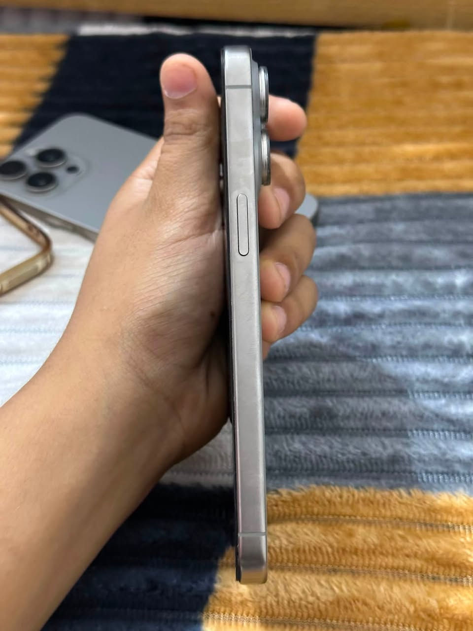 السلام عليكم 15 برو ماكس

✅ذاكره  256🔝

✅بطاريه 88🔋

✅الجهاز خير من اللّٰه شحنه فول فقط مبدل شاشه اخت الاصليه نوعيه اولد ممتازه

✅عربي شرق اوسط A/AA

✅السعر 750 وبي مجال 💵
***********
متواجد واتساب📞
