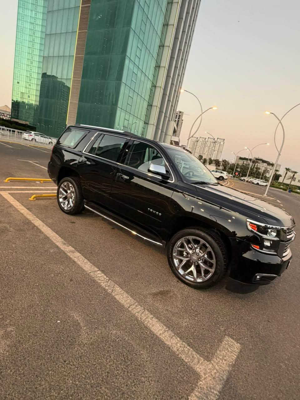 🚘 تاهو 2020برايمر – خليجي – فول موصفات
*رقم دهوك بسمي 

✨ بعدها على وضع شركة، 

⚙️ كير + محرك مكفول

🛞 تخم تاير جديد برجستون 

🔥 مواصفات البرايمر المعروفة:

* محرك V8 5.3

* تشغيل بصمة ودخول ذكي"

* شاشه وسطية كبيرة

* مثبت سرعه 

* ⁠تحديد مسار

* ⁠هزاز تحذير بل كشن

* ⁠فرملة طوارء 

* تحكمات ستيرن

* كشنات جلد كهرباء

* تبريد وتسخين كشنات

* صندوق كهرباء

* ⁠صندوق فتح بل رجل 

صفوف / 7 ركاب

* تكييف مركزية

* ⁠شحن لاسلكي 

* مواصفات برايمر فول معروفه بيها هواي بعد مواصفات السعر 435$ مجال رقم شمالي بسمي رقم الهاتف ***********
