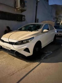 سيراتو للبيع محرك 1600السياره نضيفه مكفوله كفاله عامه موديل 2024 الاست...