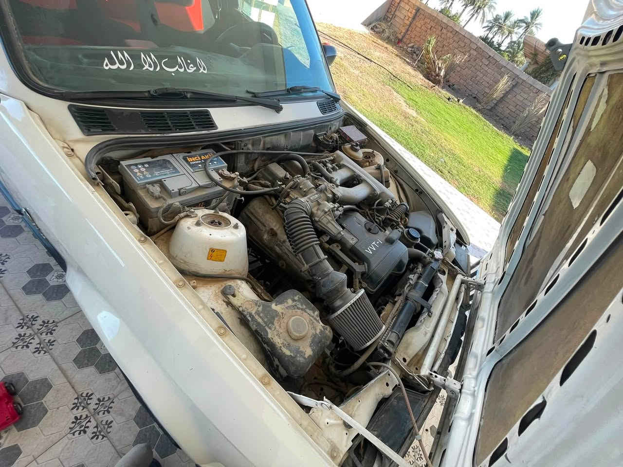 سيارة BMW 320 زعره رقم صلاح الدين رقم انكليزي بأسمي 
بدون ضرر مصبوغ حزام جماليه شرط نظيفة جدا كير ومحرك بطه ٦ سلندر مكاني تكريت للاستفسار ***********
