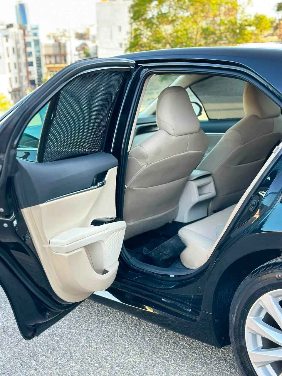 TOYOTA CAMRY 2019
تيوتا كامري 2019 كندي 
مكفولة سيارة عدا جملخ الخلفي بس كلير بدون دواخل و بدون ايرباكات ✅
سيارة جديدة بدون ضربة بدون تبديل كيرو محرك مامفتوح و 49 الف ماشي 
رقم سليمانية و بسمي و سنوي لل ٢٠٢٧
مكان سيارة داخل سليمانية 
***********
خابرني لسعر تدلل
