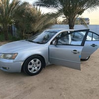 سيارة • موديل ٢٠٠٦ • للبيع