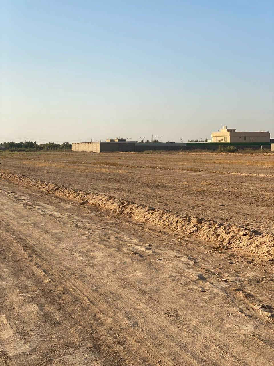 نصف دونم للبيع زراعي سند 117وجهه 26ونص ونزال 47 موقع  بغداد جسر الفرنسي منطقة العوادل ***********
