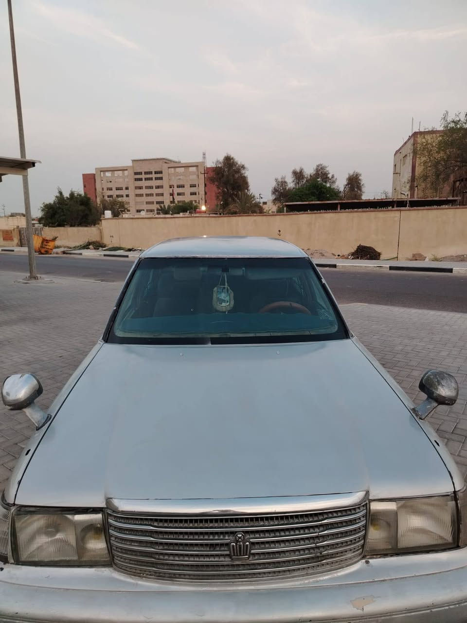 ارنب طويل للبيع موديل 1992 مكفول من النقل والكص والرسميات محرك كير تمام كهربيات تمام البدي شوف العين تبريد ما يشتغل السنويه منتهيه 2024 مشروع وطني خداديه نص عمر السعر 40 الاتصال على الرقم *********** وتساب
