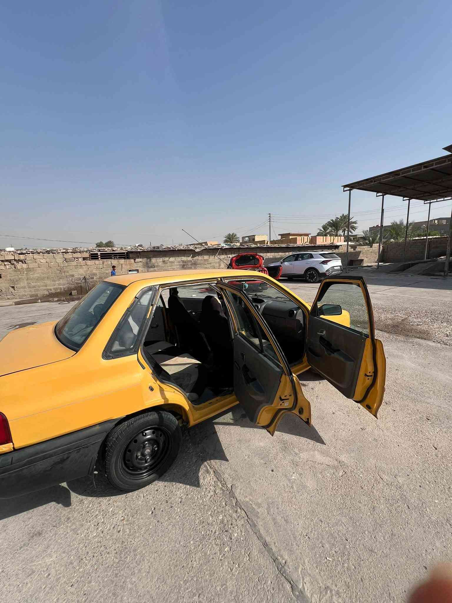 سلام عليكم سايبا موديل ١٤
گير ومكينة مكفولات 
رقم بغداد بأسمي تحويل ثاني يوم 
ما بيه أي نواقص 
بيع أو مراوس كيا سيفيا 
***********
