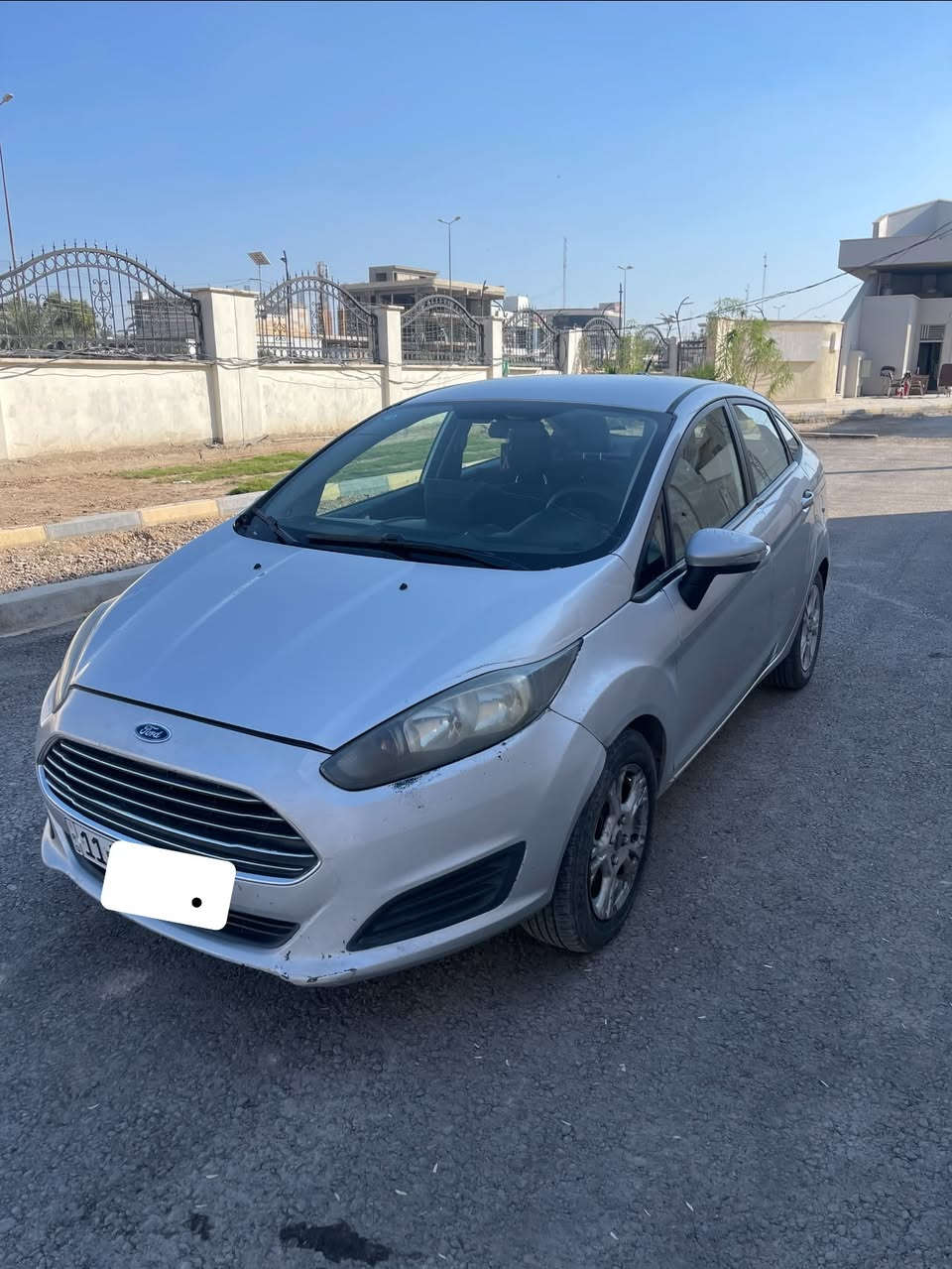 🚗🔥 فورد فيستا 2016 للبيع – بغداد الكرخ
🔹 محرك 1.6 ممتاز
🔹 الگير جديد
🔹 رقم بغداد (الرقم الجديد) والسنوية لغاية 2029
🔹 تبريد ثلج ❄️ ويه السويچ
🔹 تحكم ستيرن + مثبت سرعة شغال
🔹 داخلية LED بـ7 ألوان 🌈
🔹 جميع الكهربائيات شغالة
🔹 السيارة باسمي وجاهزة من كلشي

📌 فقط شغلات بسيطة بالصدر والجامة الأمامية، وما نختلف عليها ويه الشراي.

💰 السعر: 8,300$ (83 ورقة) قابل للتفاوض للجادين

📍 المكان: بغداد – الكرخ

📞 ***********
📲 واتساب + ماسنجر

✅ الفحص والمعاينة خير دليل.
