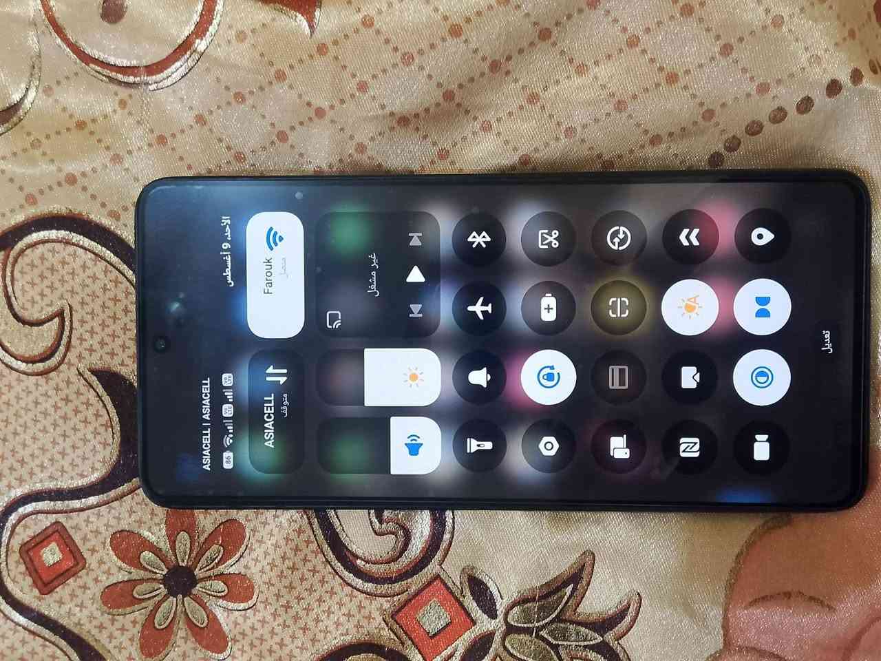 Poco x6 pro 5G 512 , عشوائية 12+12 مراوس أو بيع
جهاز بلادي ع وضع الشركة فقط بي طبع خفيف فوك ما مبين بالعين المجردة ولا بالتصوير يطلع بس لازم اذكره جهاز بلادي ومابي اي شي ذاكرة 512 عشوائية 12+12 العاب 120فريم 
مواصفاته معروفه السعر 260الف 
بغداد جسر ديالى 
***********
