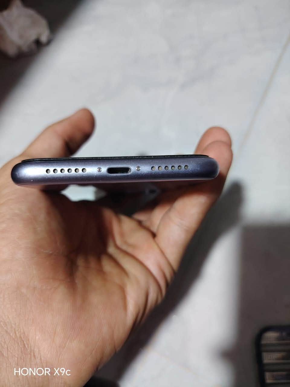 سلام عليكم أيفون 📱 11..البيع الذكره 128الجهاز مكفول ما دخل..بطاريه77متواجد خاص ورقم ***********المكان صويره

