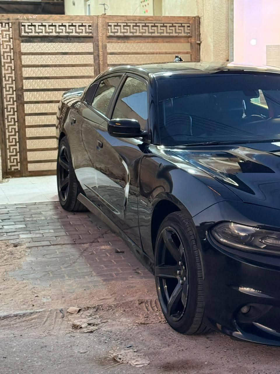 Dodge Charger HEMI
دوج جارجر هيمي
المديل: 2019
اللون :اسود 
الضرر: قطعتين باب السائق والجاملغ بدون دواخل 
المواصفات: 
تدفئة وتبريد كشنات امامي وخلفي وستيرن 
كشنات كنتارة وجلد 
شاشة جبيرة 
ستيرن فورجت رياضي
برمجة فانات + برمجة نظام سيفتي للمكينة +شاشة لغة عربية 
خزن كشنات 
ستيرن كهربائي + كشنات الامامية كهربائية 
حدادية جاهزة من امامي خلفي 
طخم تاير جديد  
العنوان البصرة
***********
