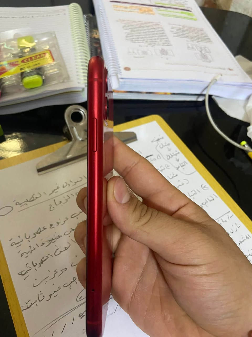 11 عادي ذاكره 256 
بطاريه 100
مبدل شاشه ثلاث خيارات فيس إيدي شغال 
مابي مشكله سعر 190 مكان الدوره بغداد
