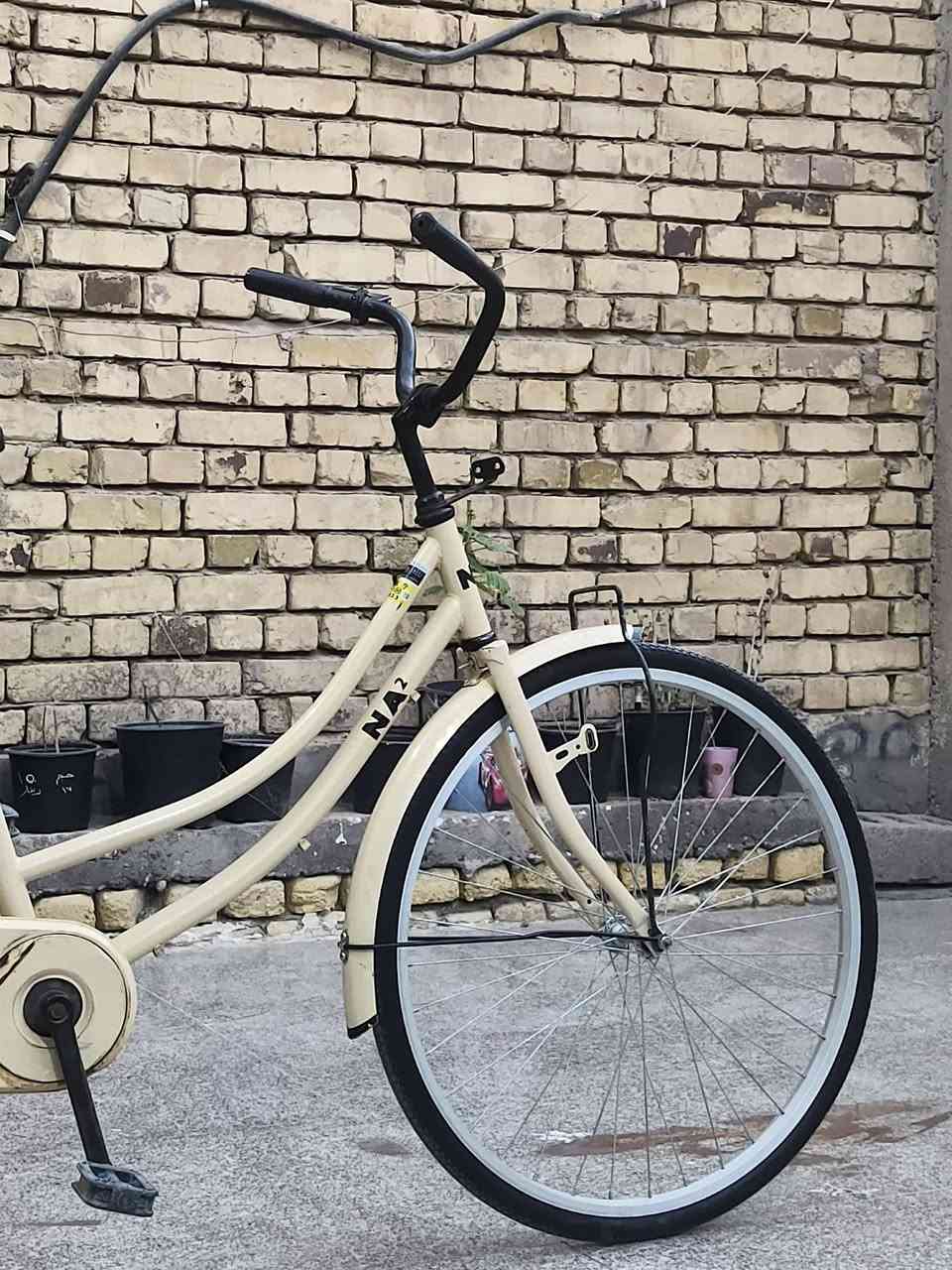 للبيع السعر 125 وبي مجال باسكل نضيف بي طكات بسيطه موضحه بل صور شركة NA² غراضه كاملة بريكات وچاملغات ماعدا الداينمو
مكاني الناصرية الاسكان الصناعي 
للتواصل: ***********
