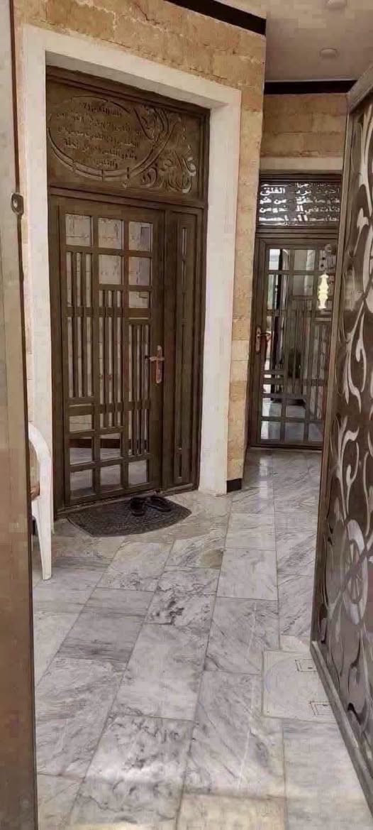 حي الجهاد الشارقه • ١٠٠م • ٣ غرف