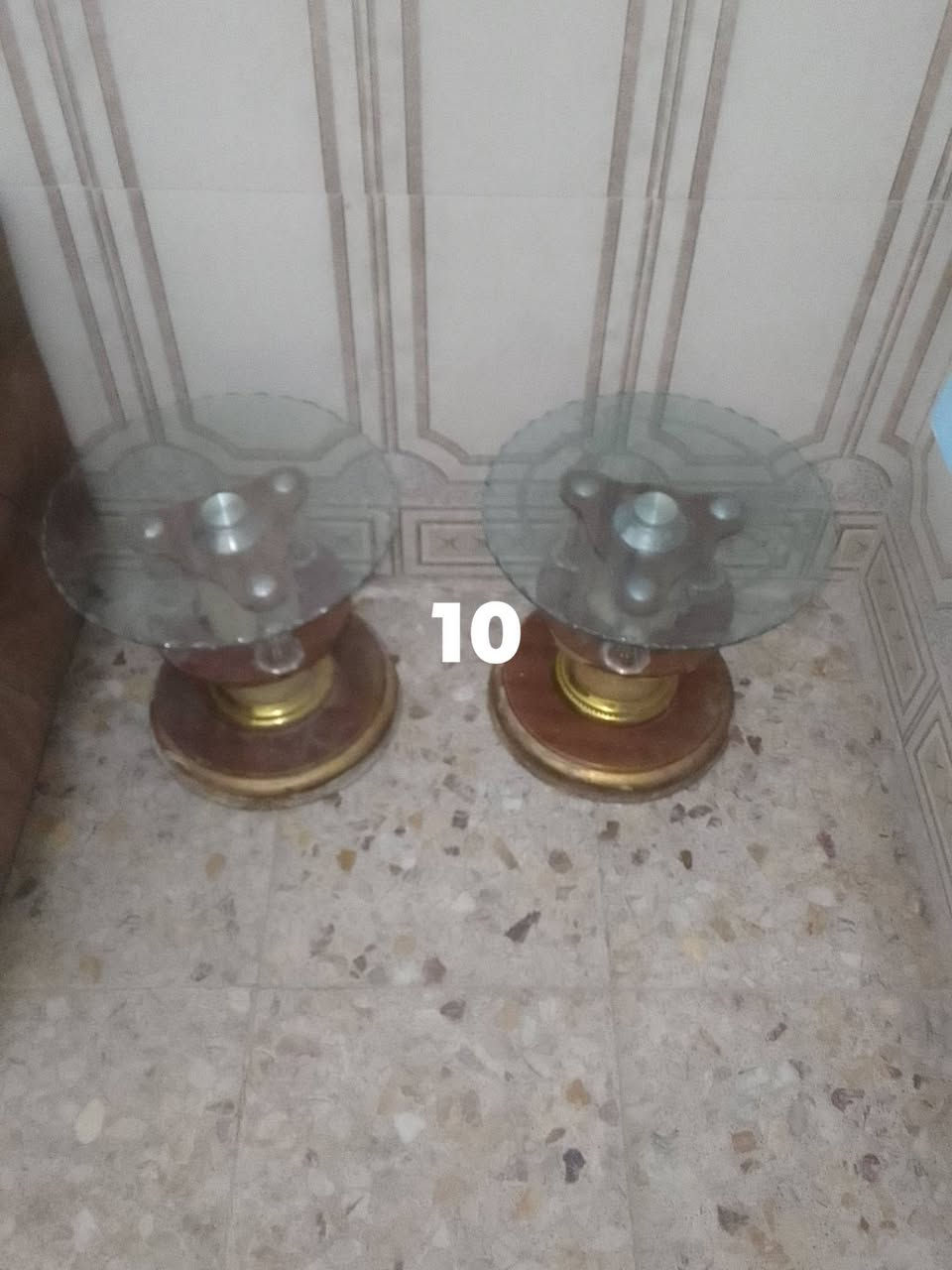اغراض للبيع السعر داخل الصوره الشراي يتفضل خاص مكاني بغداد حي اور مقابل جامع الفردوس رقم الهاتف بي واتساب ي ستفسار خاص ***********

نص مكتوب في الصور:
- 60
- 50
- 10