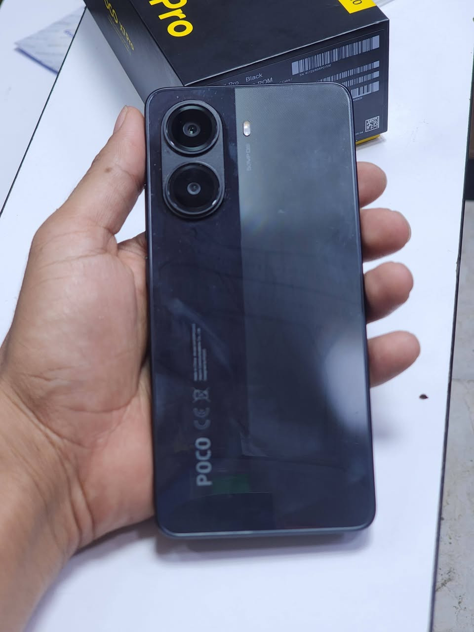 سلام عليكم بوكو X7PRO الذاكره 512 الجهاز جديد.استخدام شهر واحد السعر 400 وبي مجال جدا بسيط  المكان بغداد فلكه حي النصر. ***********
