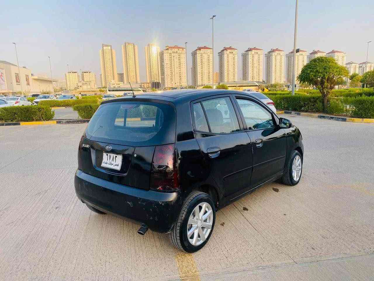 سەرەتا بەناوی خوا ماشاللە لەماڵی هەموو لایەک 
ئه م سه ياره بوو فروشتنن كيايه موديل 2007 به شه رتي مالي مه ده ني نبيت دزياري نبيت موس و براوه ش به شه رتت 
ته بريدساردو گه رم به شه رتت ❄️ ❄️ ❄️ ❄️ ❄️ ❄️ ❄️ 
مه كينه بيلاده چوار بستون به شه رتي گيرو مه كينه هه لمي نيه 
كاره باهي هه مووگياني مه زبوتت 
شاشه ئايپات لآيت زينونه گيچه كاني ئيش ده كاتت 
سياره كه تابليت توندوو توله چركه يي تيا نييه 
چوار تايه و ويلي لوكي له ژيردايه 
ناوي زور پاك ماوه ته وه 
هيچ ده عمو ليدراوي نيه پيشو دواهي كه پسه 
نرخ ((((11 گه لا معامه له )))
***********
*********** السليمانية, العراق

