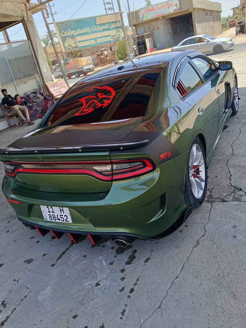جارجر موديل 18 لبيع محرك 3600 حادثه جاملغ وباب جهة السايق فقط سعر 160وبيه مجال ***********
