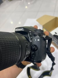 نيكون 7100 • كامل الملحقات • بيع مستعجل