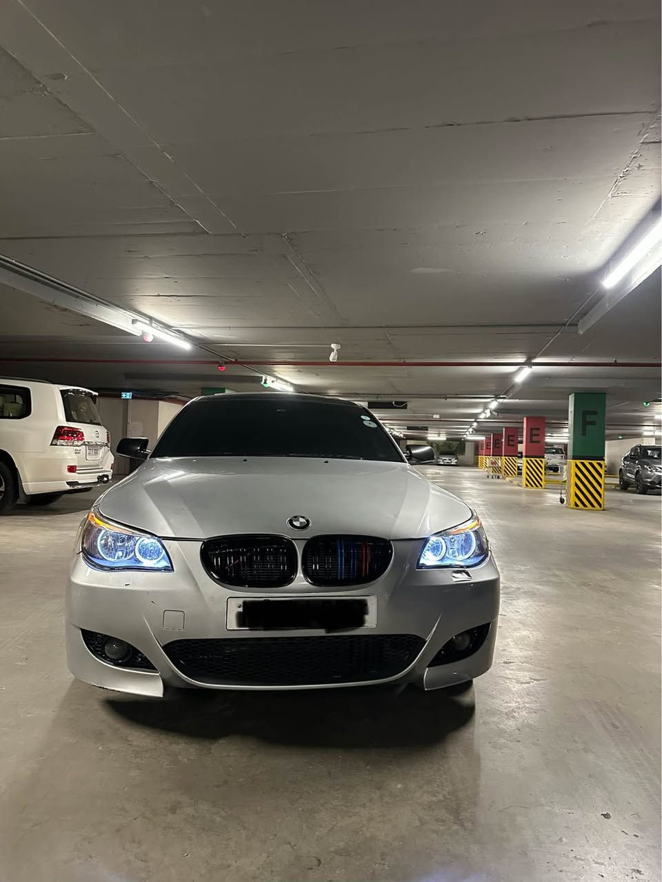 BMW E602005
مۆدیل2005 525مەکینە سەقەرە  بـێ سبوغ کلینە پێش و پشتی کامل کرایتە ئێم ویلی ئێمە فول مواسەفاتە سلایتە ٥پەردە گێر مەکینە ئەکسل تەبرید بەشەرت لەسەر دەقی شەریکەی مایتەوە هەموو شتی نوێیە هەمووی لەسەر دەقی بیلادیە 
سعر٧٥ وەرەقە و مەجالەکی برایانە
گۆرینەوە دەکەم بە شتێک بە دلم بێت 
شوێن هەریری شقلاوە 
ژمارە مۆبایل*********** واتساب ☎️ أربيل, العراق
