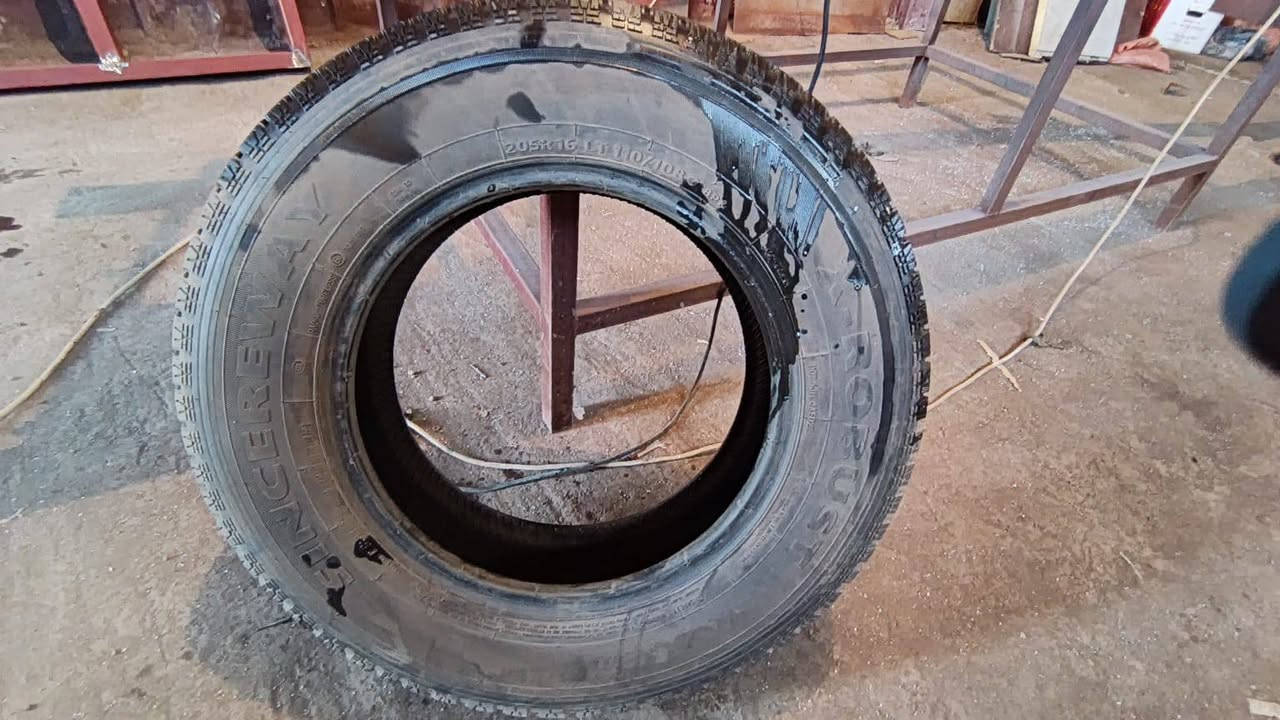 السلام وعليكم غراض نيفارا للبيع شلع ١٥٠ الف بغداد بوب الشام *********** غير متواجد على الفيس وماعندي توصيل
