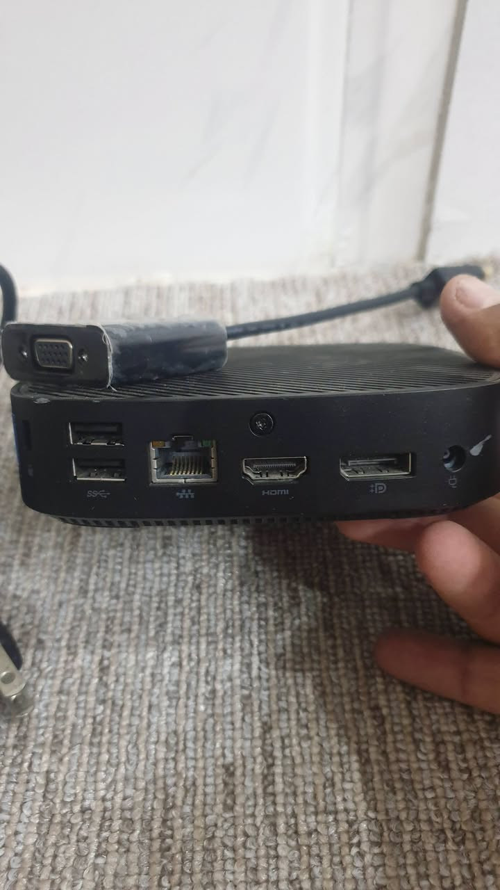 معالج سليرون هارد ٣٢كيکا ssd رام ٤ مع قطعة تحويل وية توصيل وضمان عالفحص ٦٥ الف أصلي شرق الاوسط واتس ***********

