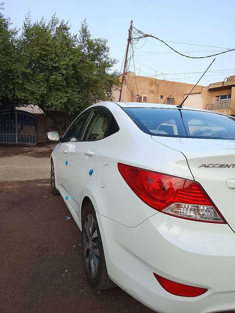 اكسنت خليجية • ٢٠١٥ • رقم بغداد