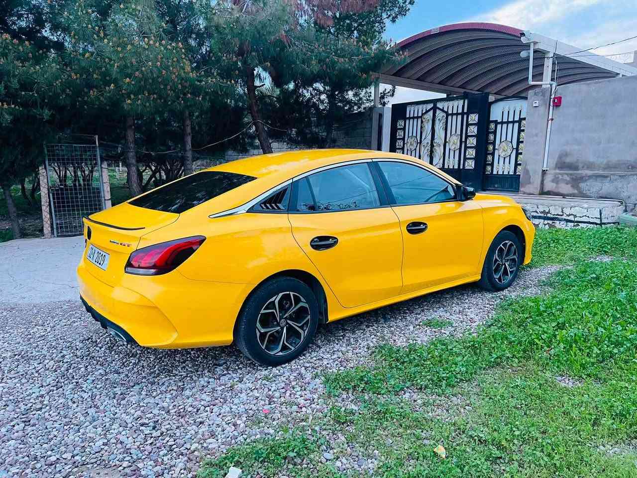 MG GT 
موديل 2023
سيستم غاز ٦٠ لتر مكان سبير 
قطعتين صبغ بدون دواخل صور حادث موجود بالمنشور
سيارة جديد گير توماتيك 
گير محرك بشرط
رقم و سنويه جديد
٩٩ الف ماشئ
سعر ٩٩ ورقه فقط 
رقم موبايل *********** , ***********
