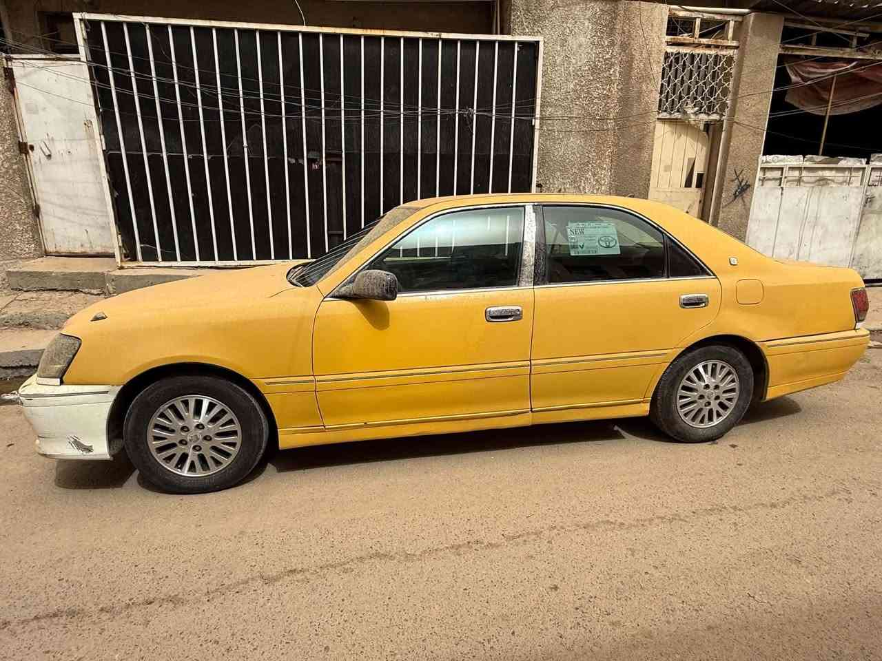 ملكه موديل2002 سياره اربع دكم
كرستال فول...وكاله ثاني يوم 
بيها كصة قماره 
المكينه والكير شرط 
الحدايده الخلفية جديده
 تبريد ثلج كشنات كهربائيات +ليتات زنون
كهربايات كله شغاله 
العنوان   نجف .. السعر ٤٥ وبيه مجال بصيط 
للتواصل ***********
