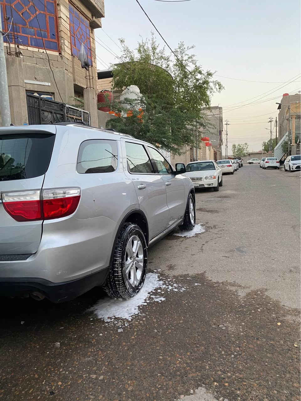 السلام عليكم دوج دونكو مديل 2013للبيع او مراوس حسب الغناعه السياره  رقم بصره بسمي 
السنويه منتهيه 
مكينه 6. سلندر 
تبريد 3 قطع 
السياره غرفه جلد كشن حضن 
للفتسار واتساب *********** البصرة, العراق
