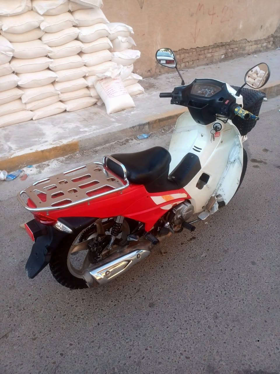 بيع سرفيز حديث مناسب اتصل ع رقم  ***********
