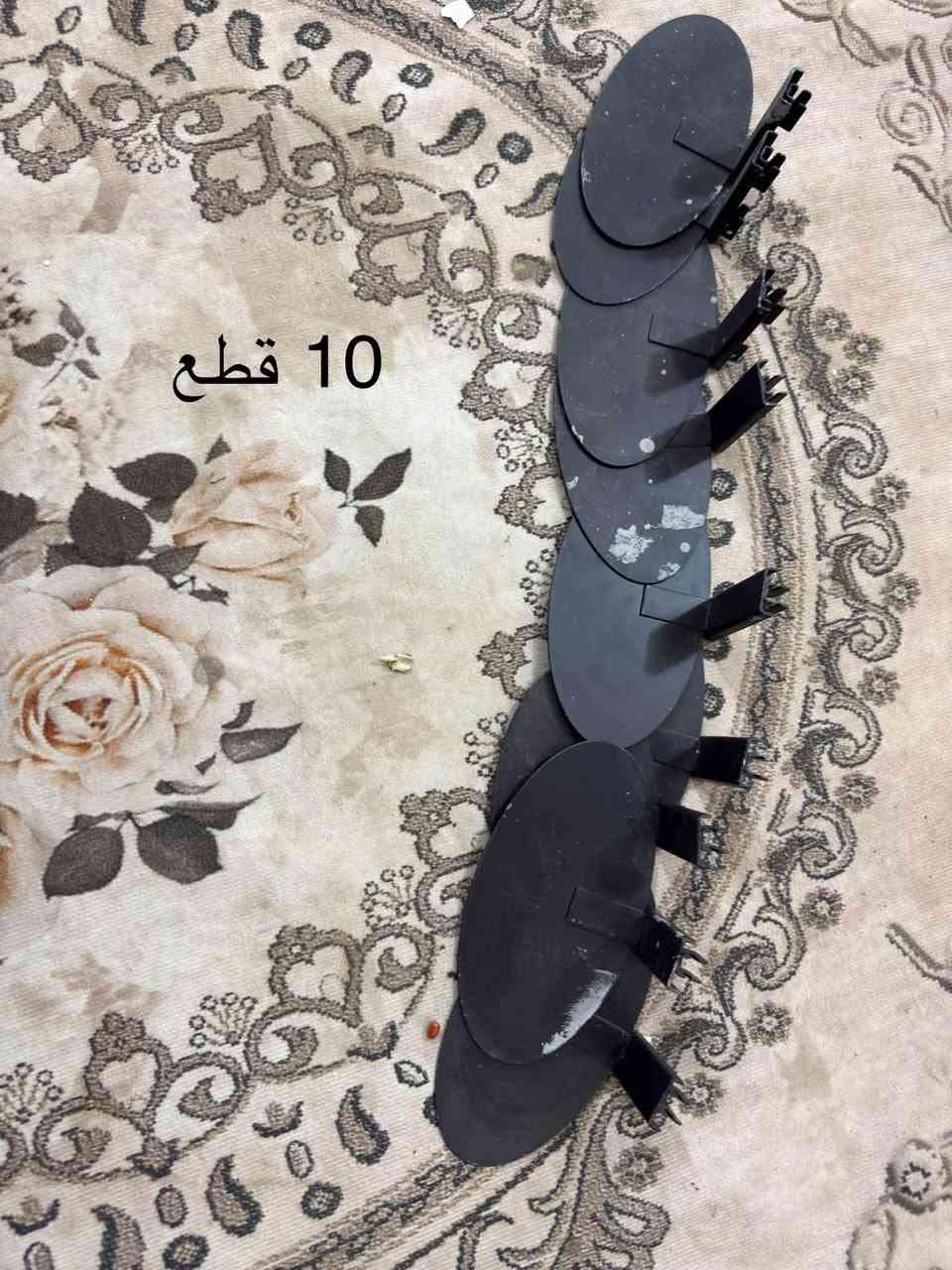 مرحبا اخوان  مكاني ميسان  للتواصل
واتساب ***********

نص مكتوب في الصور:
- 45 قطعة
- 7 قطع
- 10 قطع
- 45
- 2 قطعة
- 38 قطعة
- 3 ستانات
- 11 قطعه رف