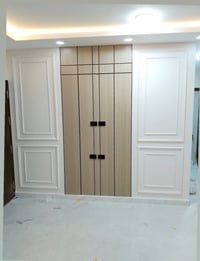 ورحمه الله وبركاته صنايعي صباغ وبطلع والديكورات الحديث يوميات ساكن بال...