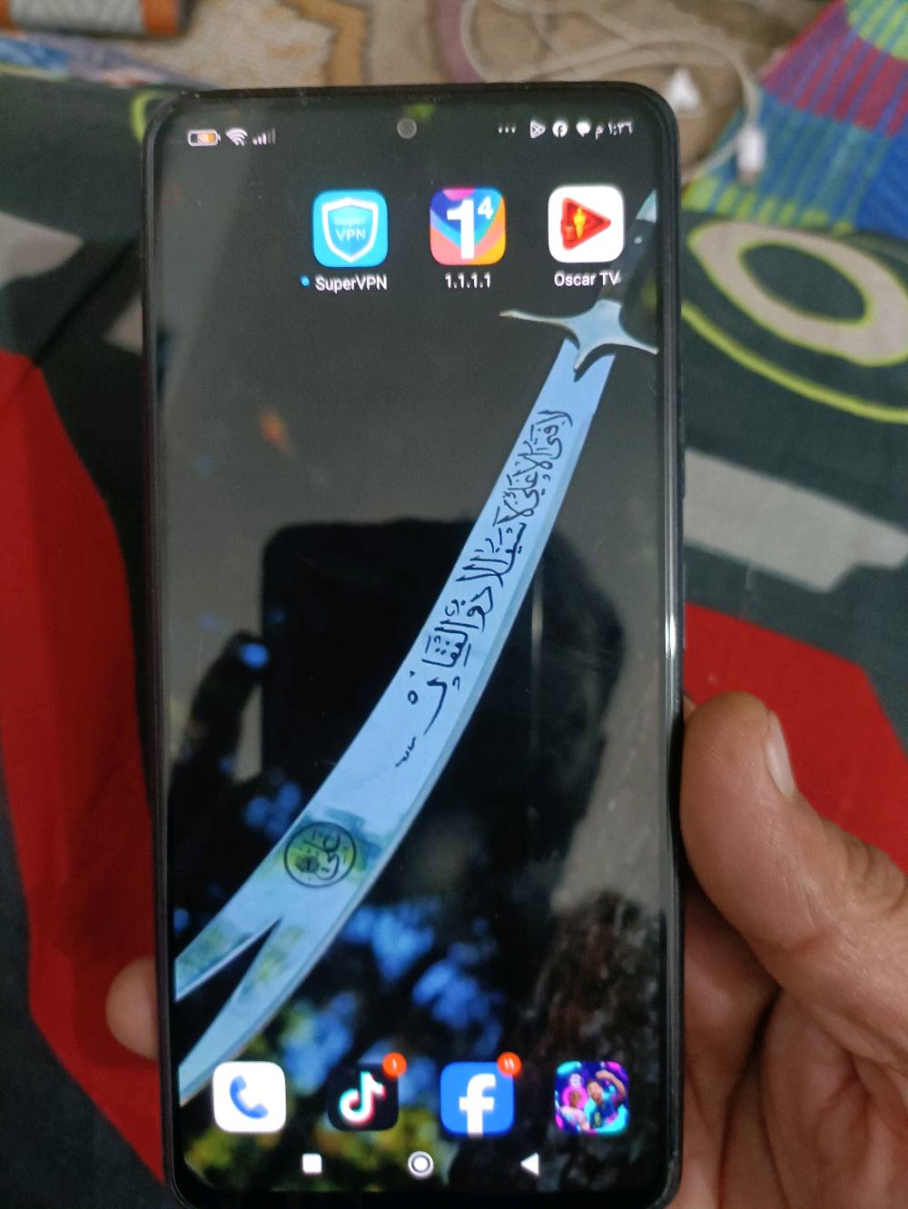 ريلمي نوت10برو  بي ضربه بظهر بس شغال مادخل تصليح  سعر 150 وبي مجال قليل  توصيل ماعندي  بغداد المعامل الحسينية