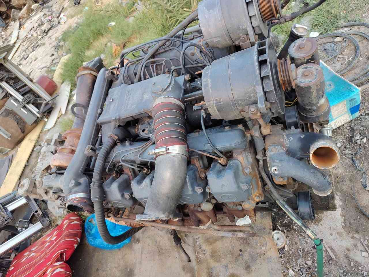 محركات البي ٨سلندر العدد٥ بيهن بم عادي وكهربائي كلهن دبل سوبر جدد وعلفحص عنواني البصره الزبير الدواجن ***********
